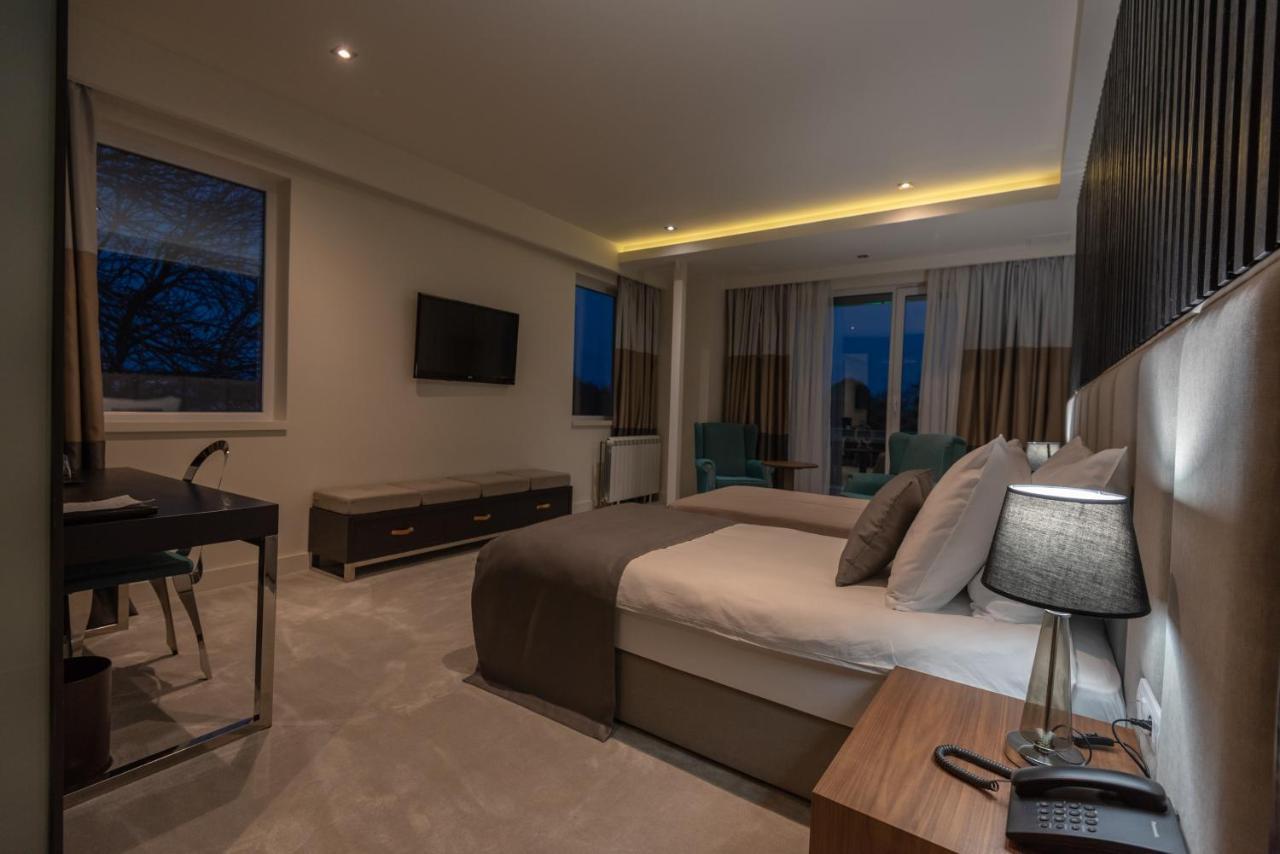Hotel Abc Leskovac  Ngoại thất bức ảnh